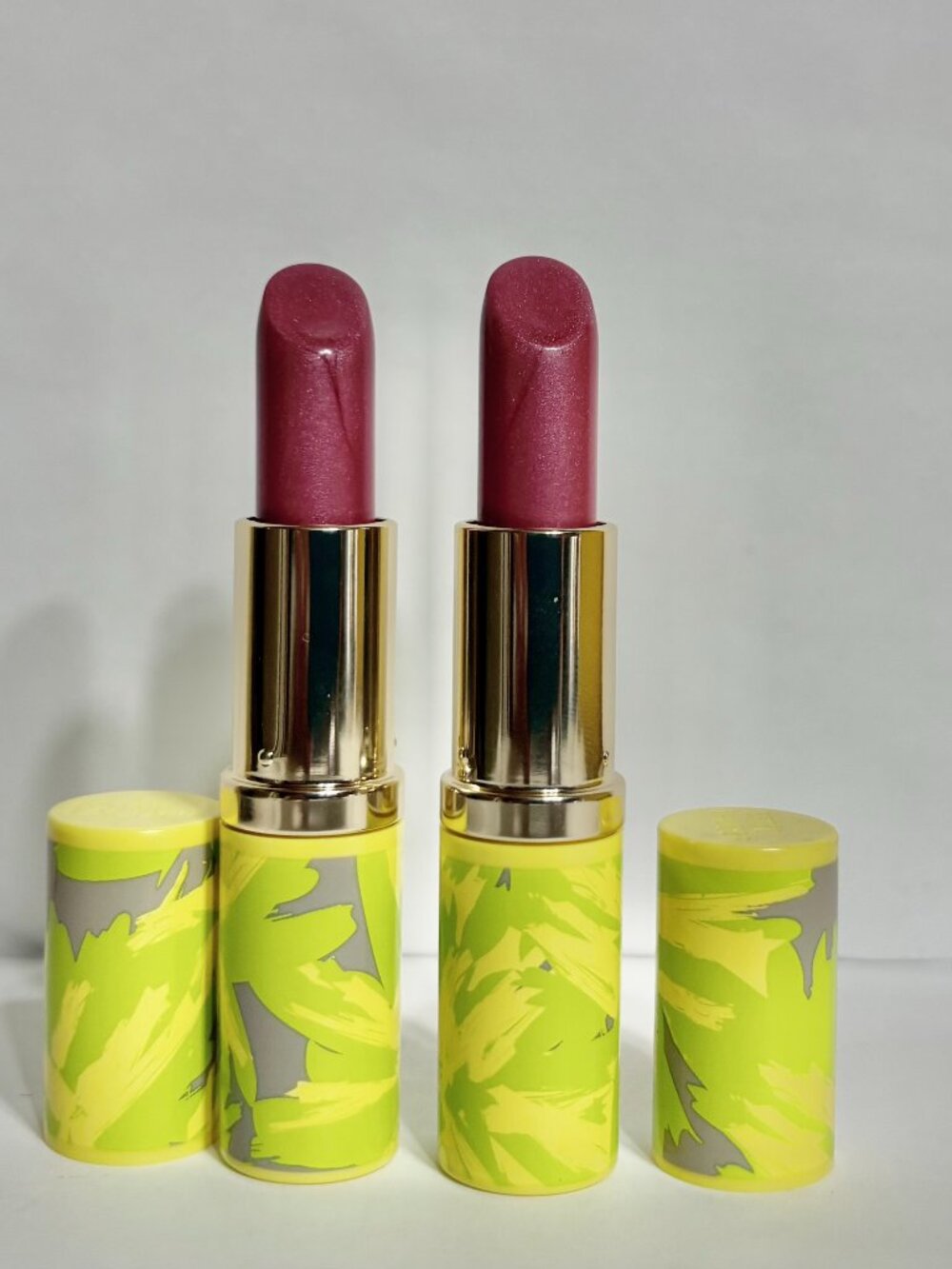 1 x Estee Lauder Pure Color Limited Edition Lipstick -Jet Set Pink